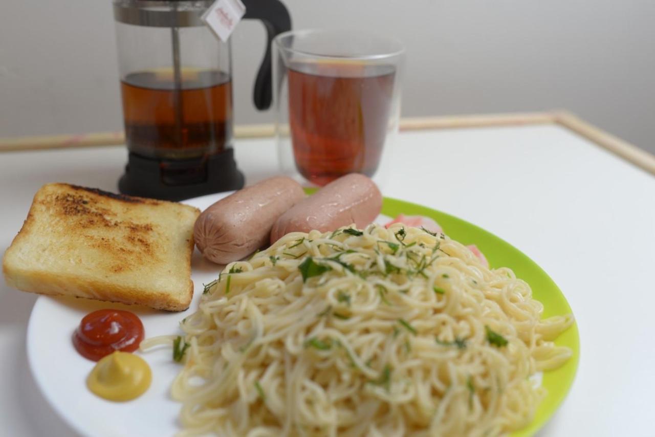 Yellow Hostel - Free Breakfast - The Best Service In Katowice - Free Parking Exterior foto