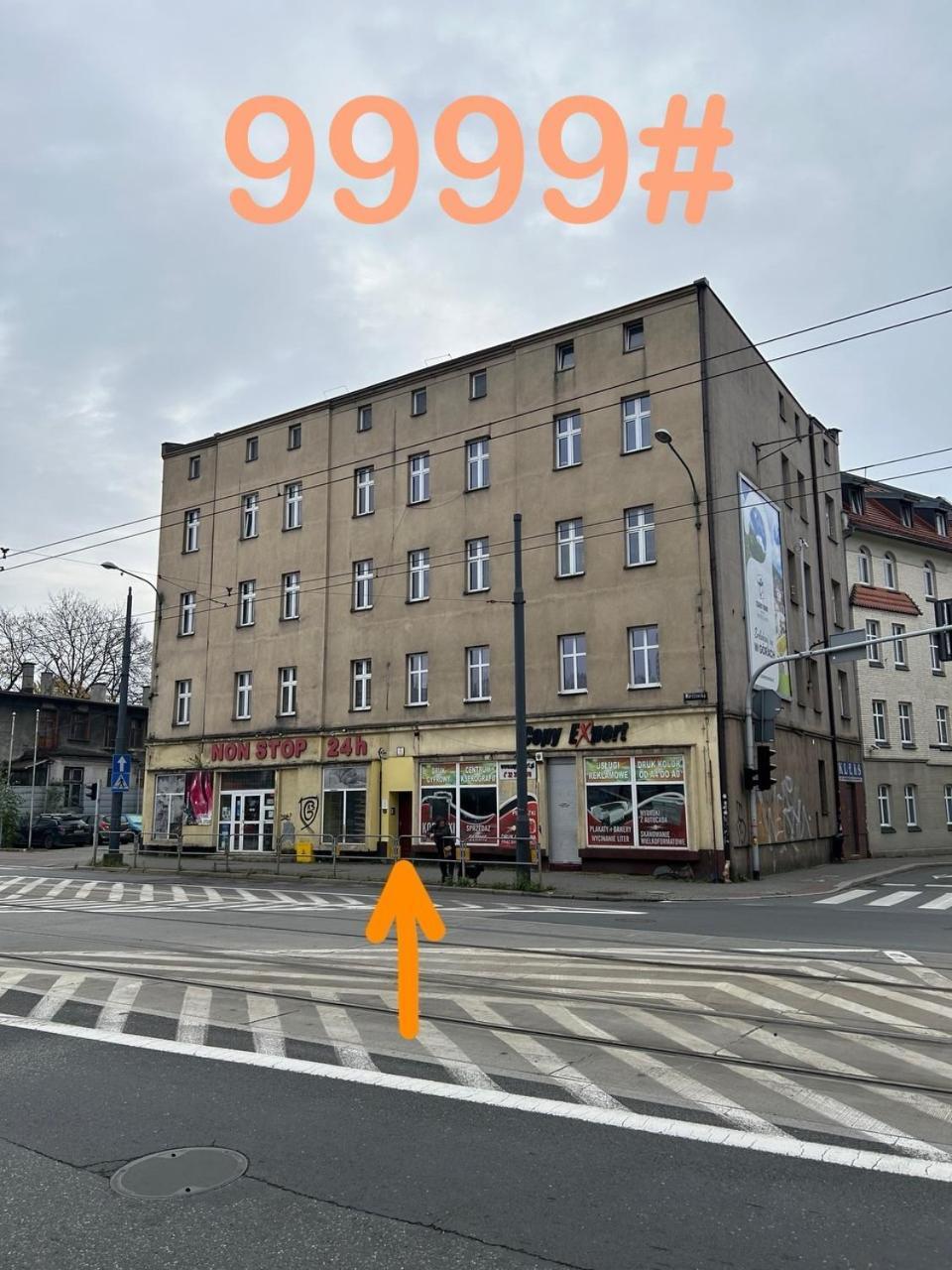 Yellow Hostel - Free Breakfast - The Best Service In Katowice - Free Parking Exterior foto